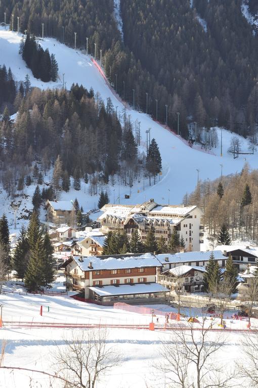 Hotel Flora Alpina Gressoney-Saint-Jean Exteriér fotografie