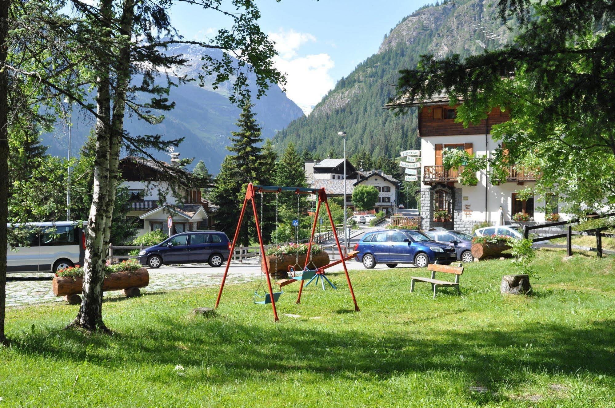 Hotel Flora Alpina Gressoney-Saint-Jean Exteriér fotografie